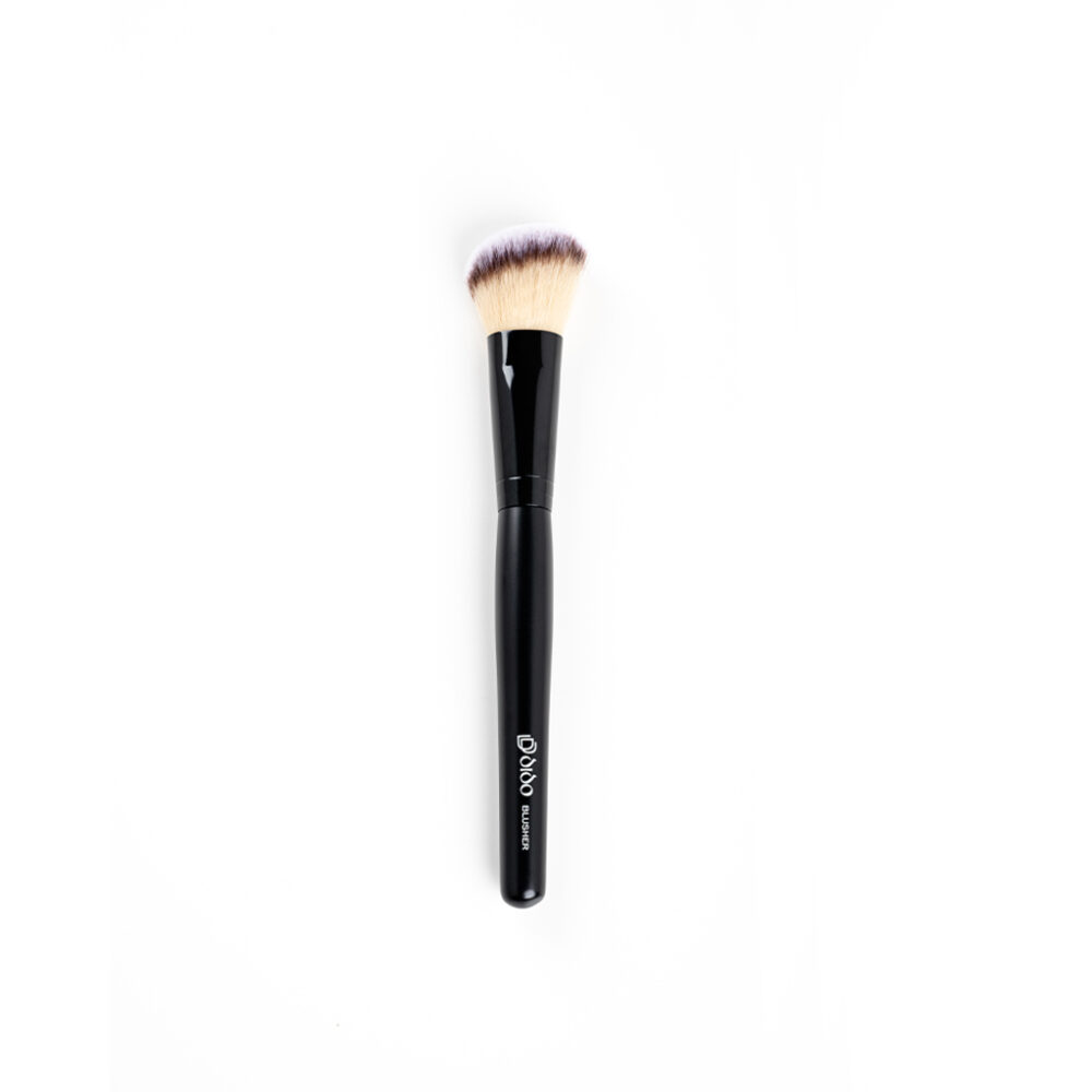 Professional Make Up Brush “Blusher” B06